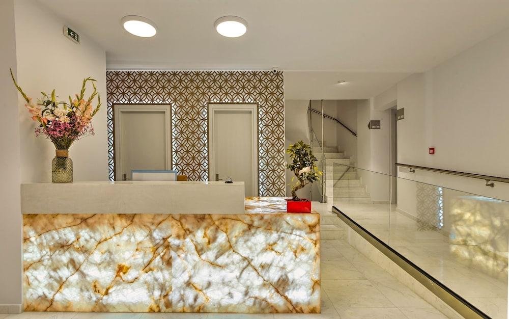 Zephyros Hotel Myrties Luaran gambar